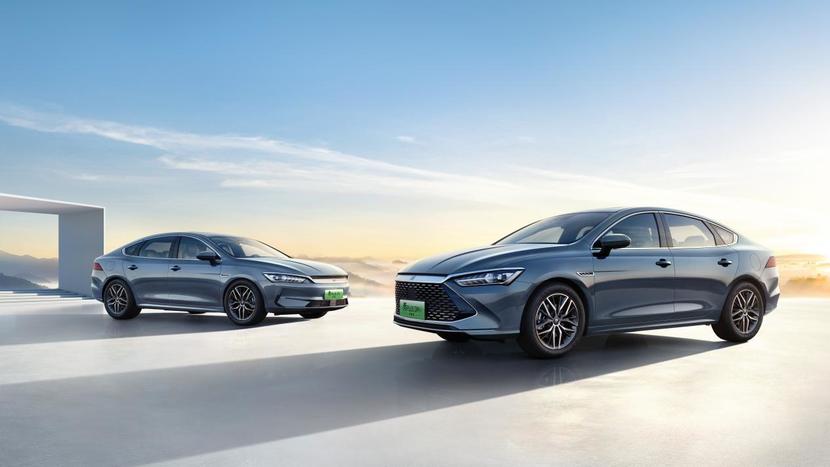 798秦PLUS荣耀版赶绝合资?2024年是告别油车元年?
