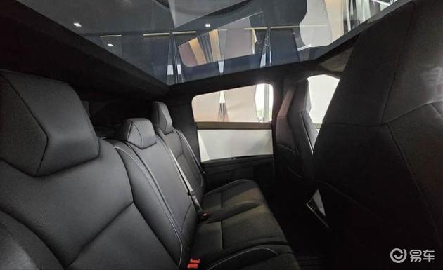 特斯拉Cybertruck马来西亚展览:全尺寸纯电皮卡,零百加速2.7秒